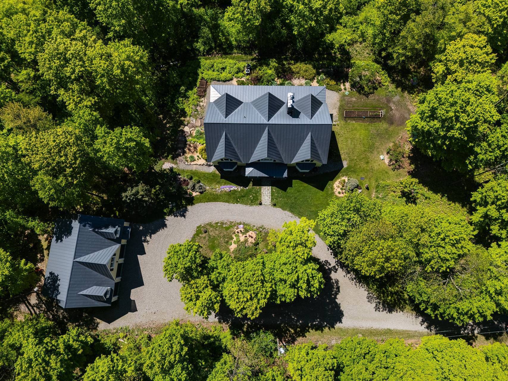 









199


Ch. du Mont-Écho

,
Lac-Brome,




QC
J0E1V0

