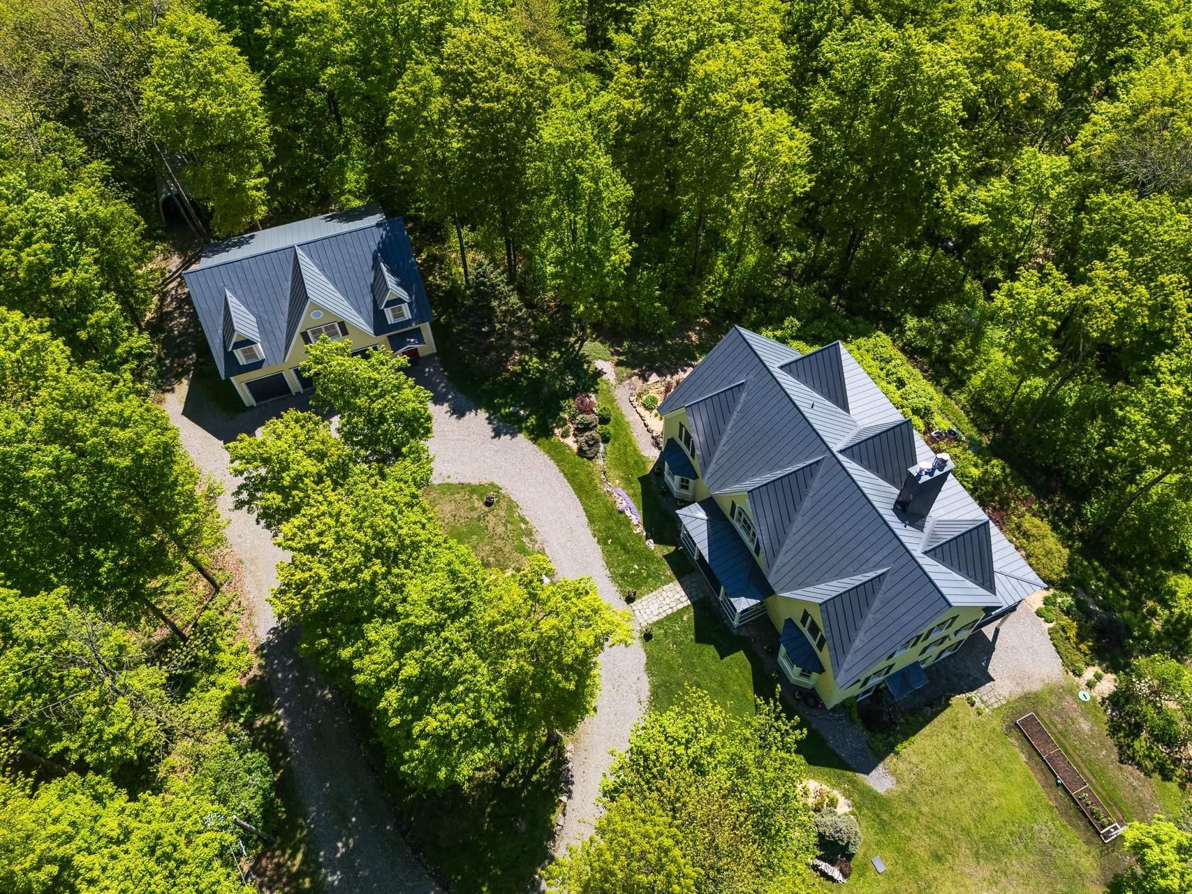 









199


Ch. du Mont-Écho

,
Lac-Brome,




QC
J0E1V0

