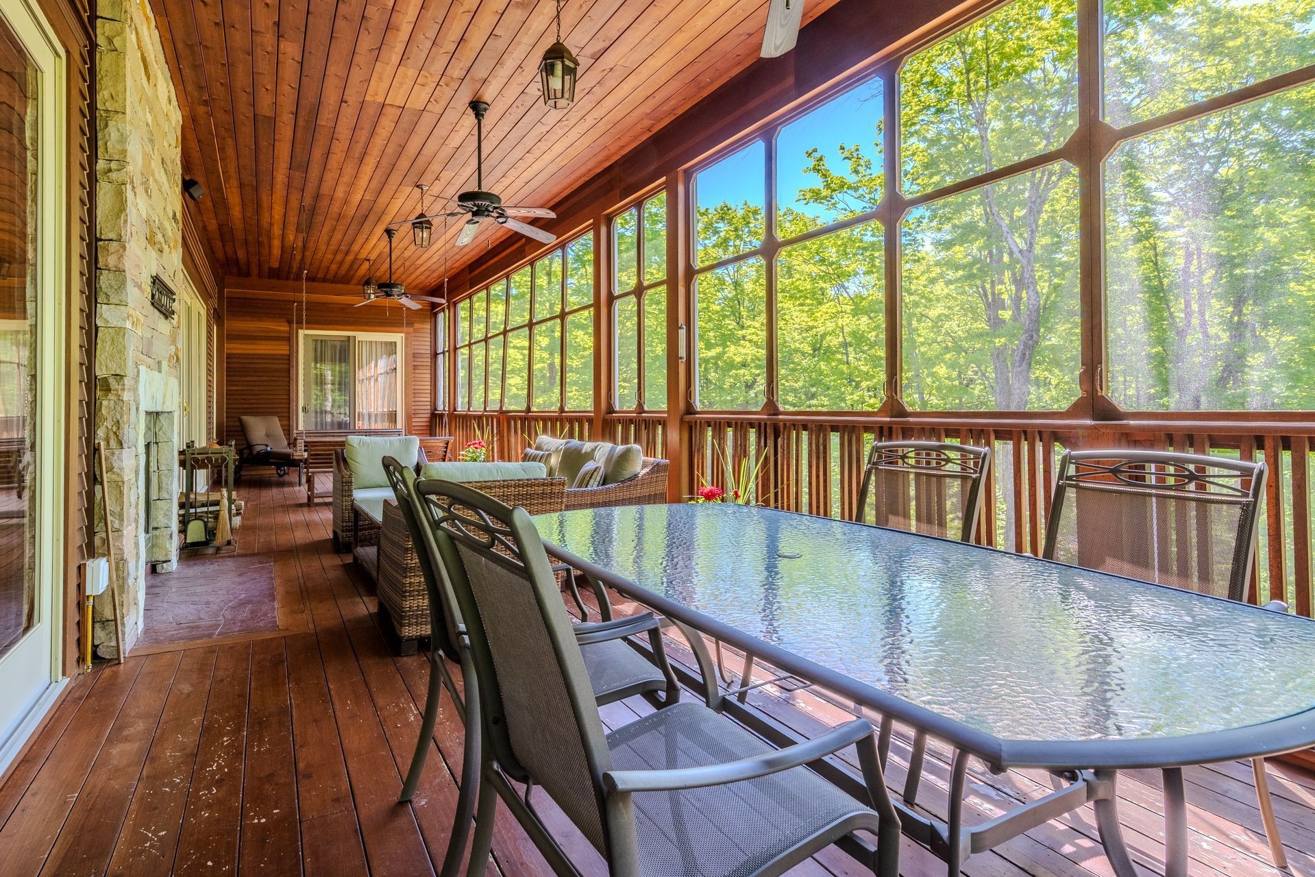 









199


Ch. du Mont-Écho

,
Lac-Brome,




QC
J0E1V0

