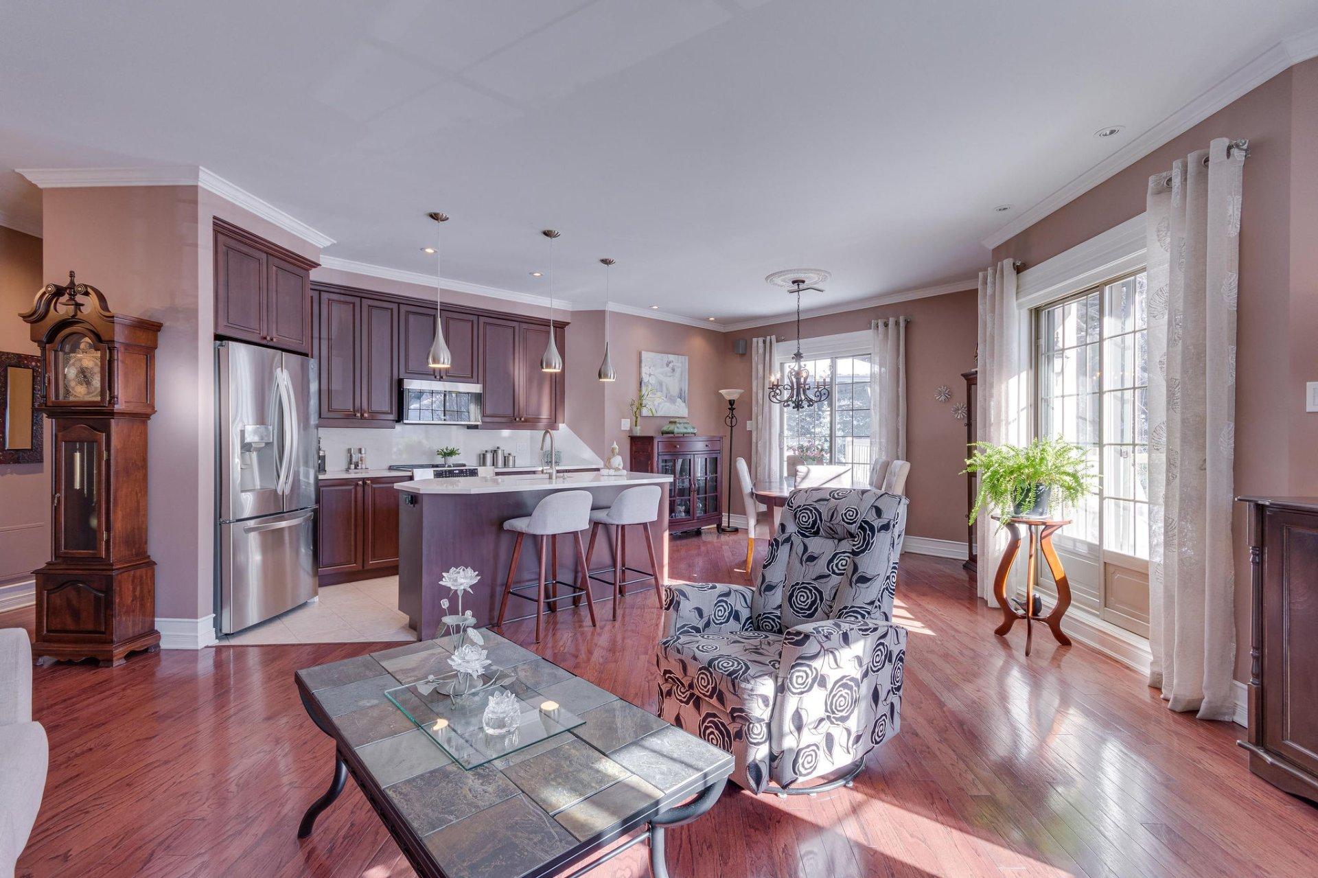 









556


Boul. de l'Hôpital

, 105,
Gatineau (Gatineau),




QC
J8V4C3

