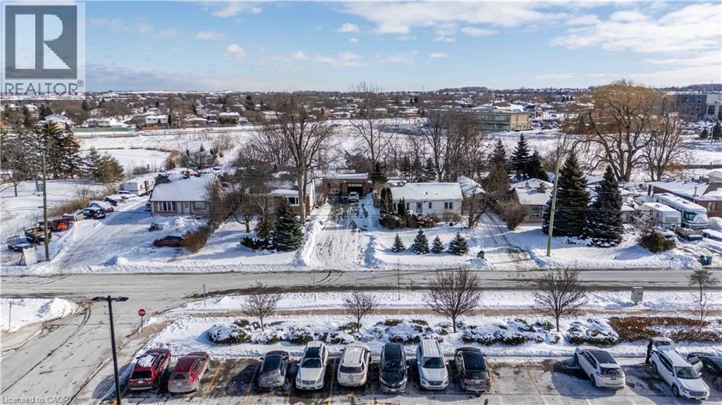 












202-196 UPPER MOUNT ALBION Road

,
Stoney Creek,







Ontario
L8J1V4

