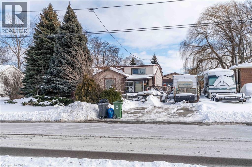 












202-196 UPPER MOUNT ALBION Road

,
Stoney Creek,







Ontario
L8J1V4

