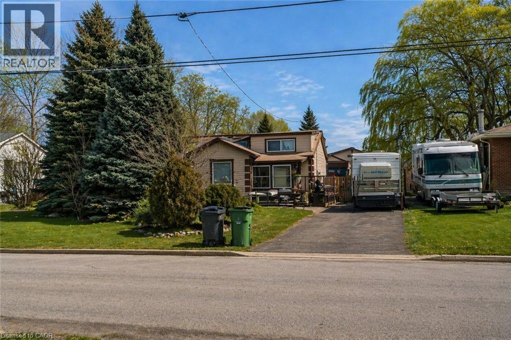 












202-196 UPPER MOUNT ALBION Road

,
Stoney Creek,







Ontario
L8J1V4

