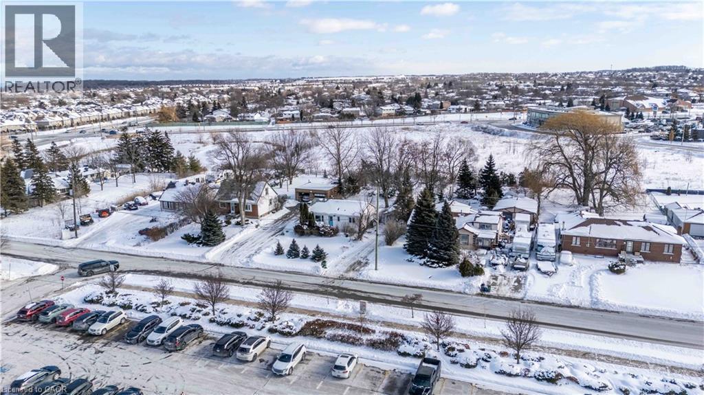 












202-196 UPPER MOUNT ALBION Road

,
Stoney Creek,







Ontario
L8J1V4

