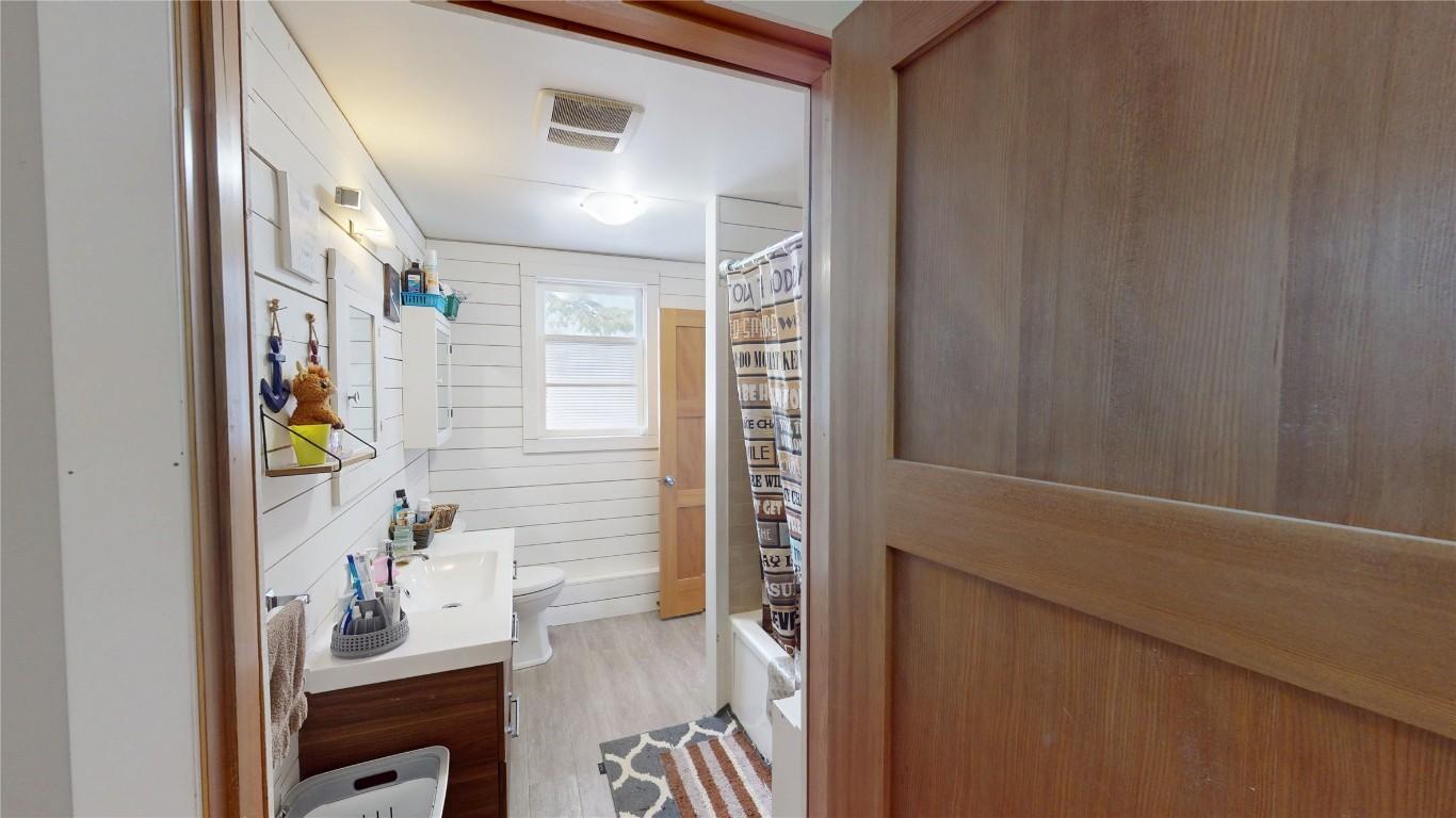 









333


10th

Avenue,
Cranbrook,




BC
V1C 2N5

