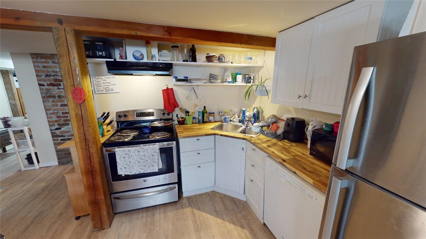 









333


10th

Avenue,
Cranbrook,




BC
V1C 2N5

