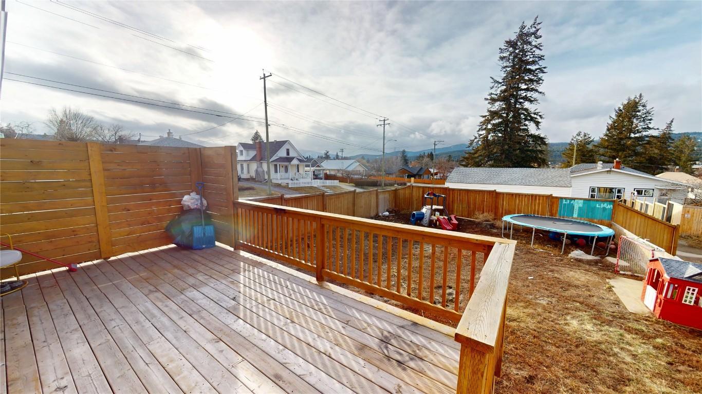 









333


10th

Avenue,
Cranbrook,




BC
V1C 2N5

