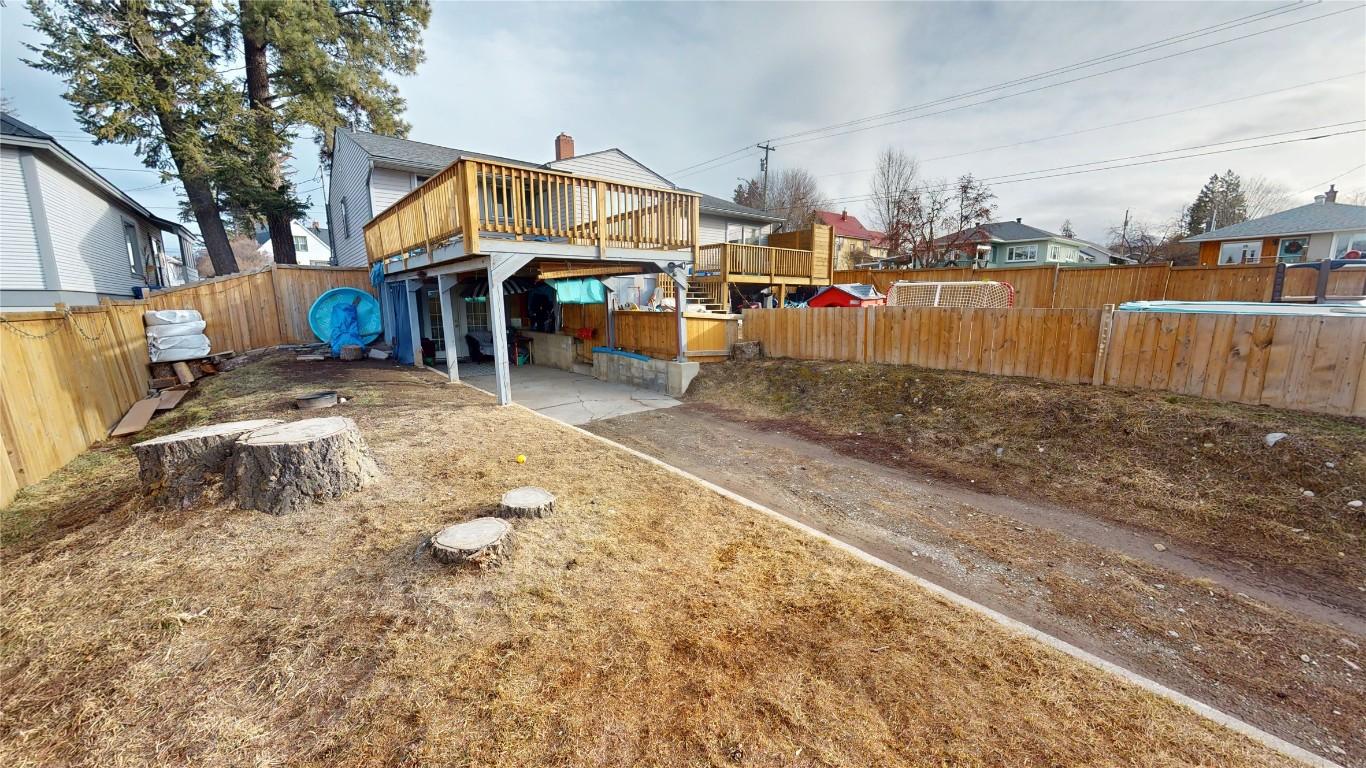 









333


10th

Avenue,
Cranbrook,




BC
V1C 2N5

