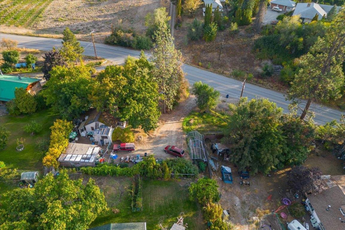 









3122


McCulloch

Road,
Kelowna,




BC
V1W 4G6


