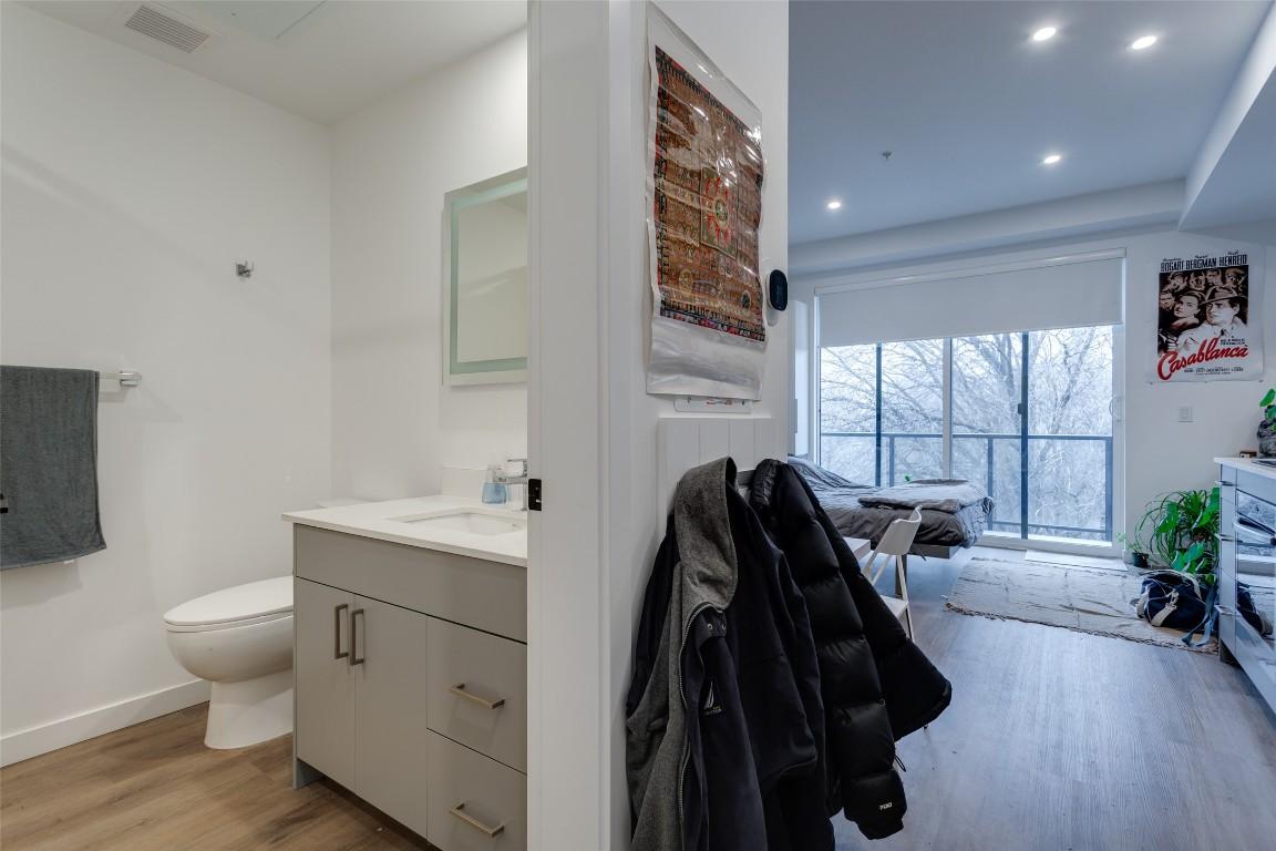 









1274


Devonshire

Avenue, 307,
Kelowna,




BC
V1Y 0M7

