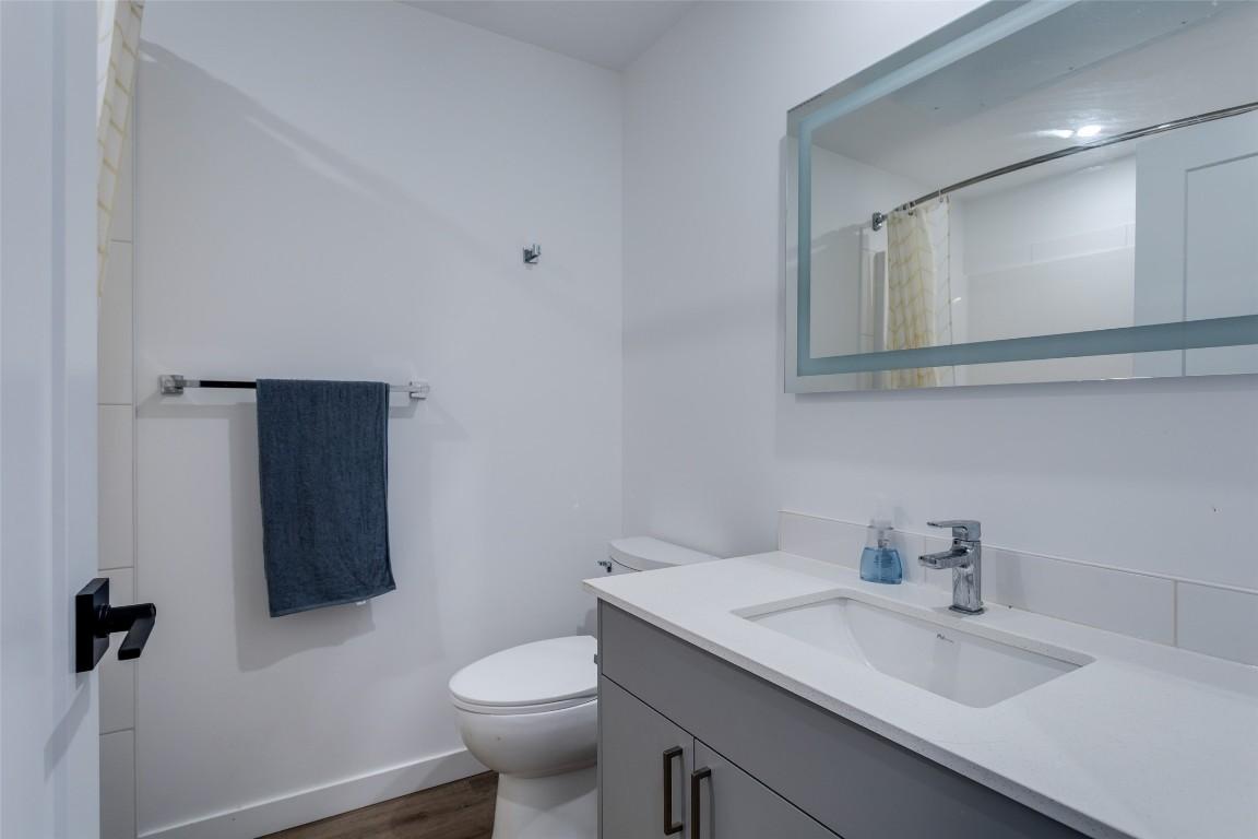 









1274


Devonshire

Avenue, 307,
Kelowna,




BC
V1Y 0M7

