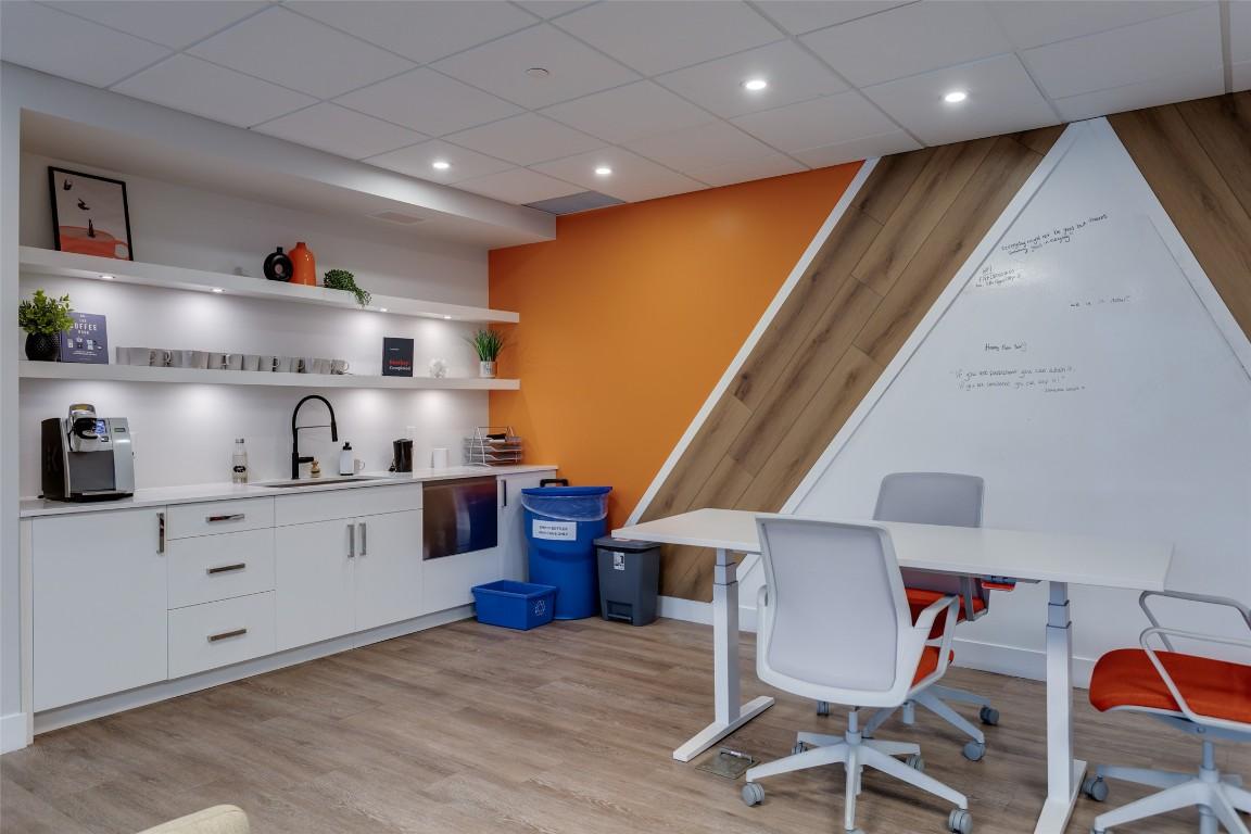 









1274


Devonshire

Avenue, 307,
Kelowna,




BC
V1Y 0M7

