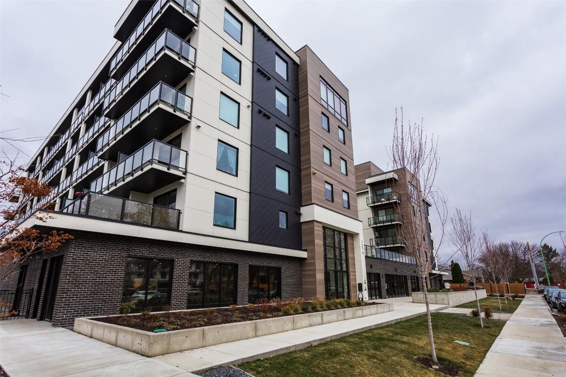 









1274


Devonshire

Avenue, 307,
Kelowna,




BC
V1Y 0M7

