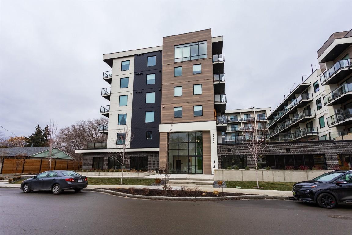 









1274


Devonshire

Avenue, 307,
Kelowna,




BC
V1Y 0M7

