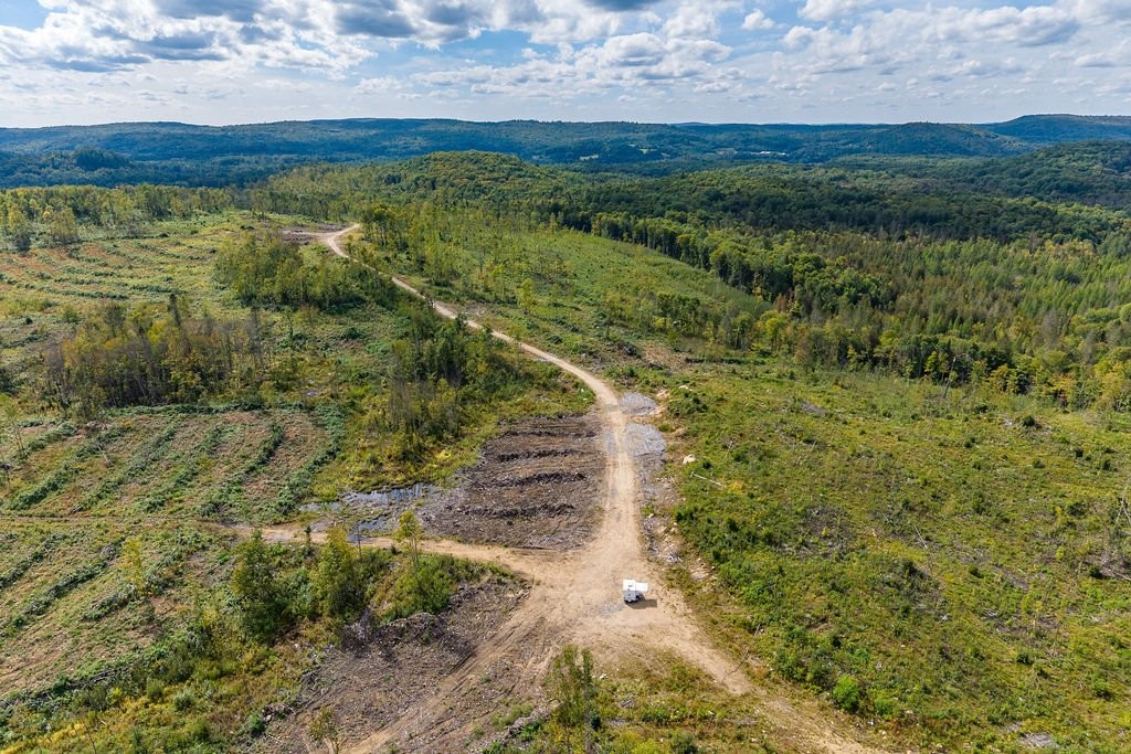 









900


Riv. Coulonge

,
Mansfield-et-Pontefract,







QC
J0X1R0

