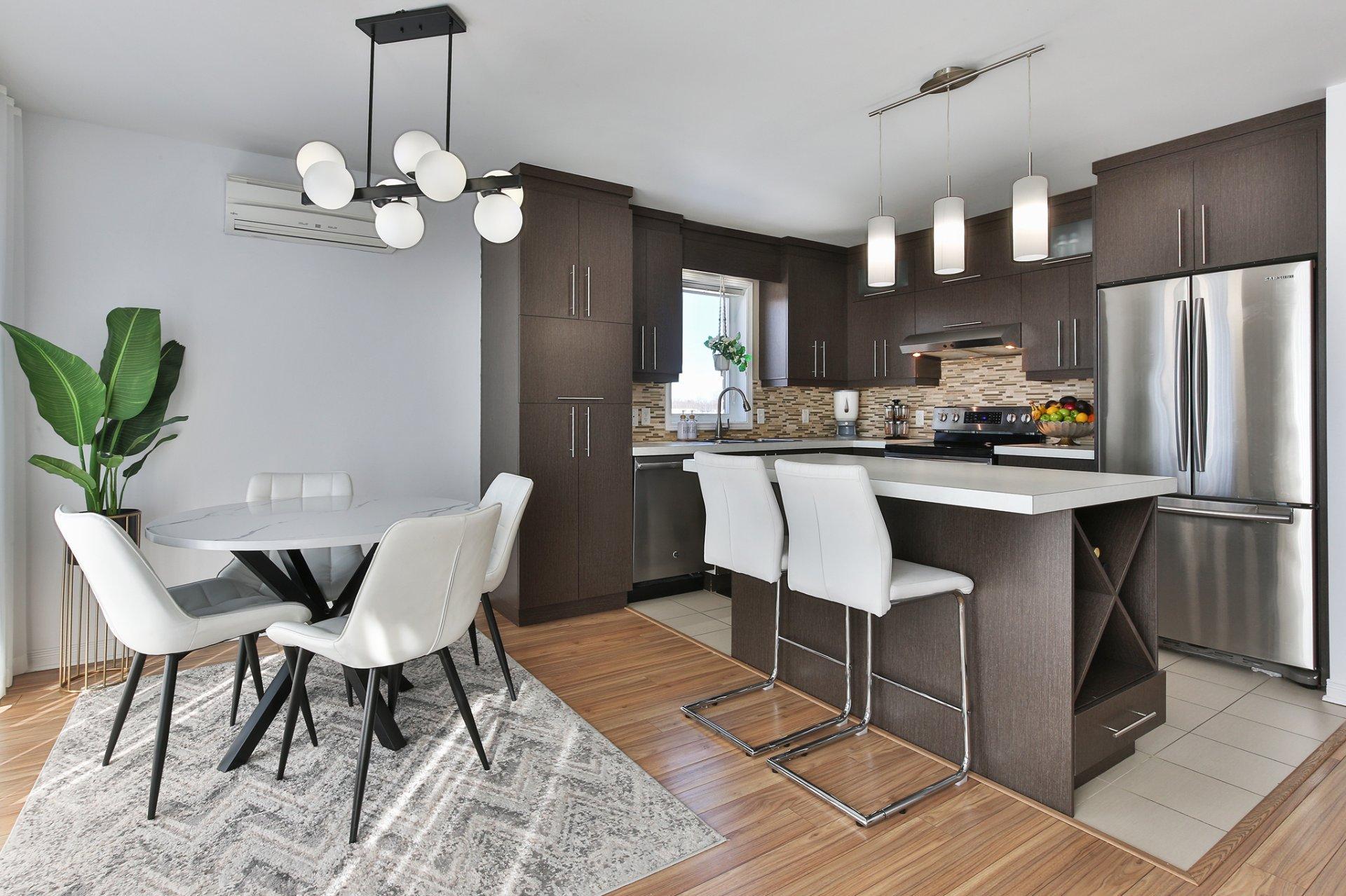 









2917


Rue des Galets

,
Carignan,




QC
J3L0V1

