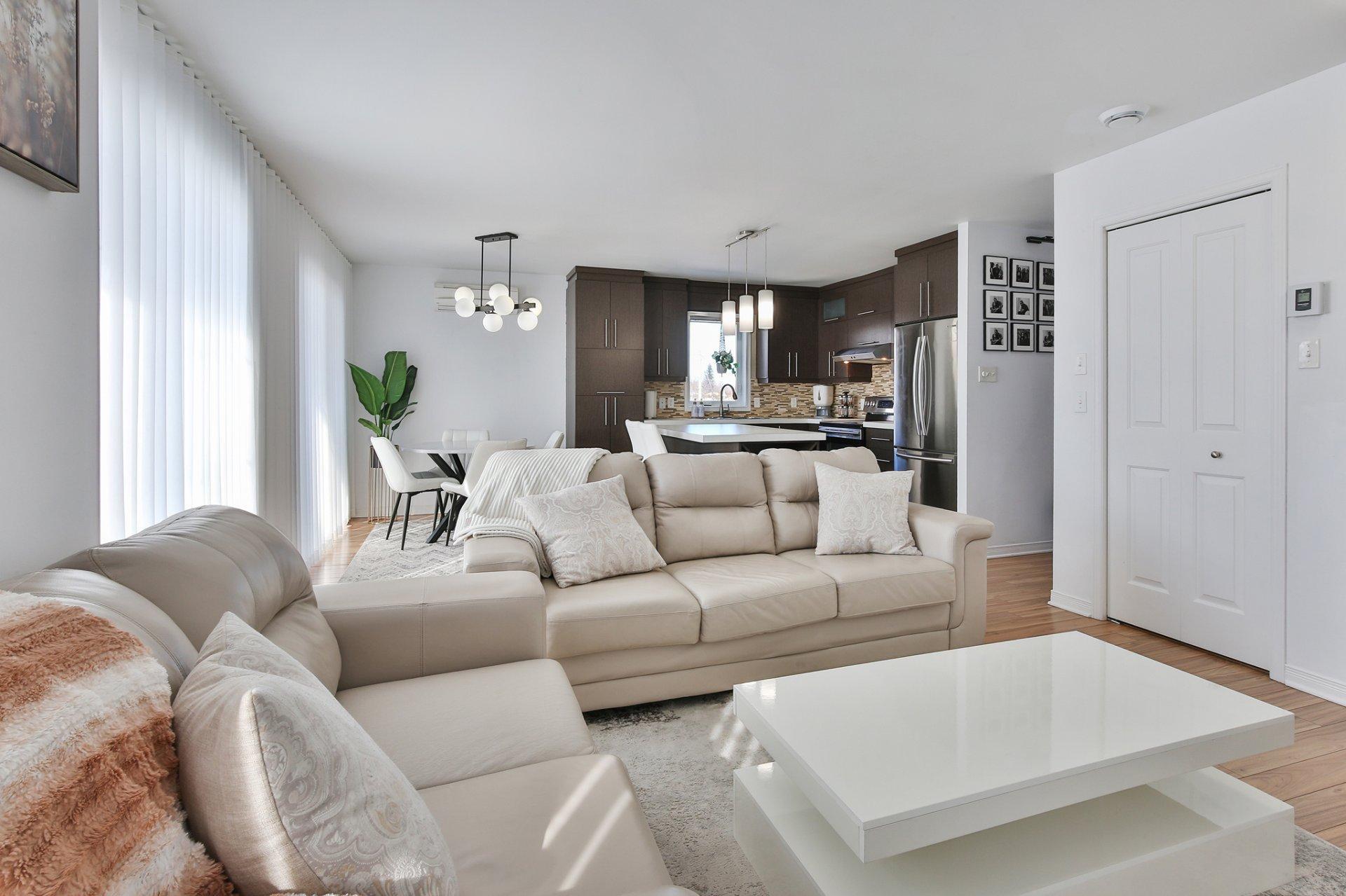 









2917


Rue des Galets

,
Carignan,




QC
J3L0V1

