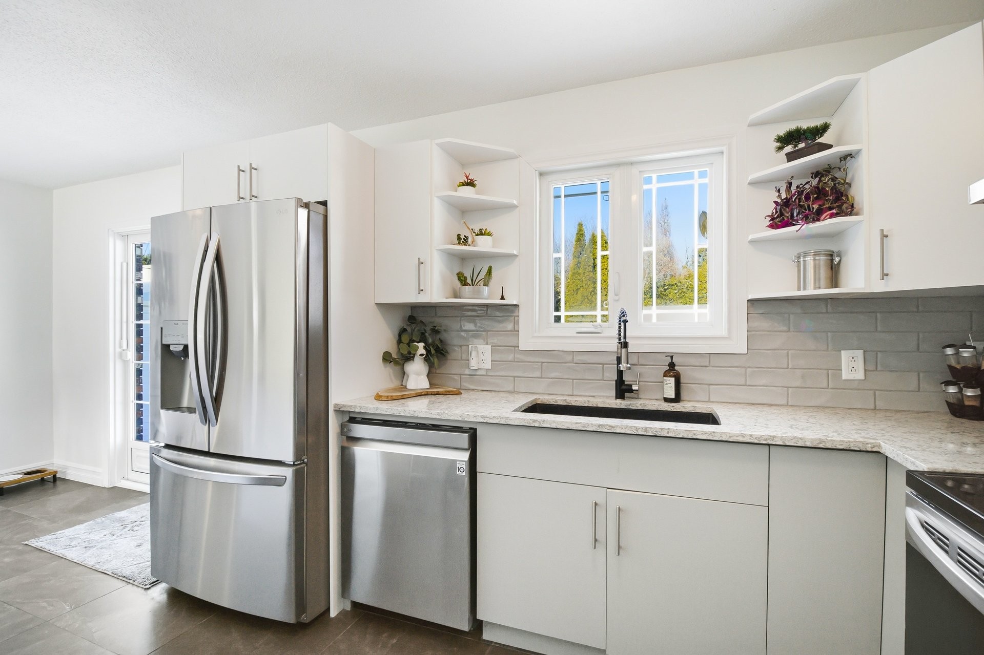 









25


Rue de Lannion

,
Gatineau (Masson-Angers),




QC
J8M1S7

