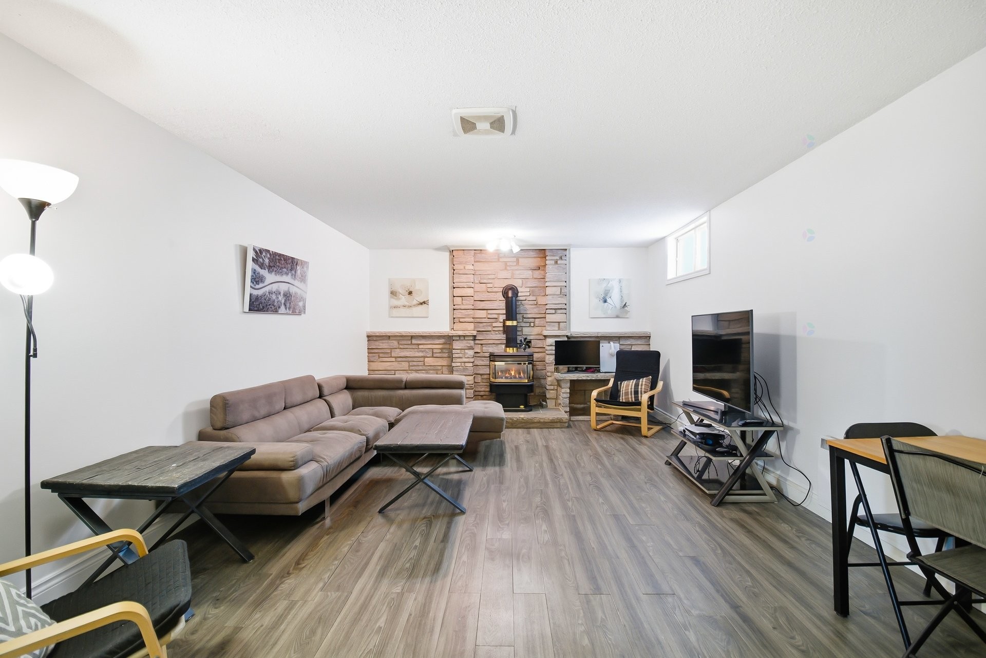 









25


Rue de Lannion

,
Gatineau (Masson-Angers),




QC
J8M1S7

