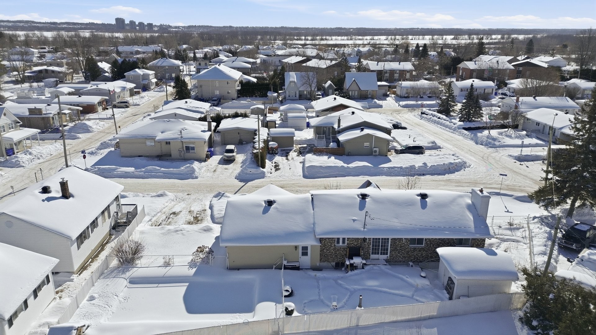 









25


Rue de Lannion

,
Gatineau (Masson-Angers),




QC
J8M1S7

