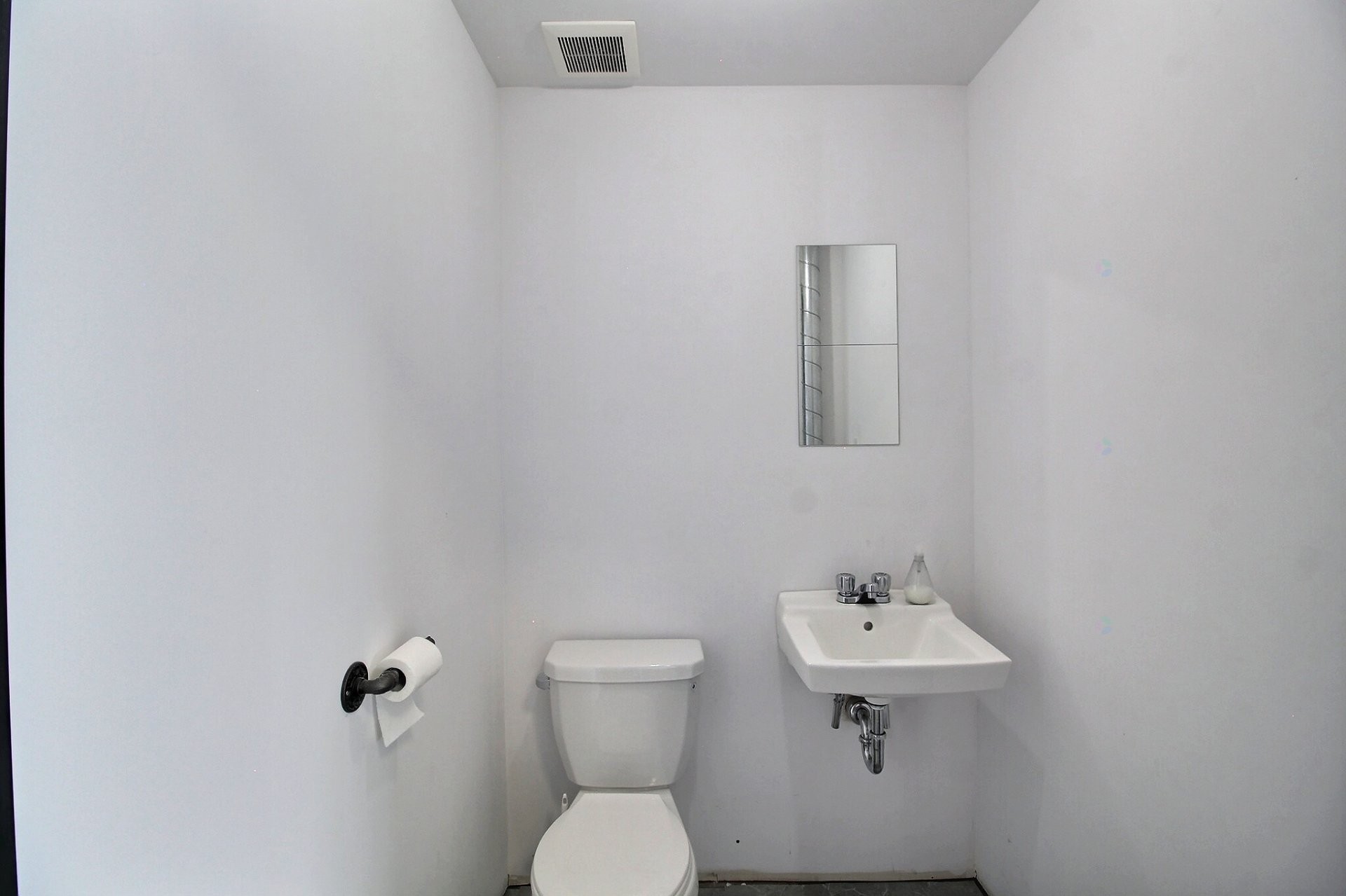 









2251


Rue Tanguay

,
Magog,




QC
J1X5Y5

