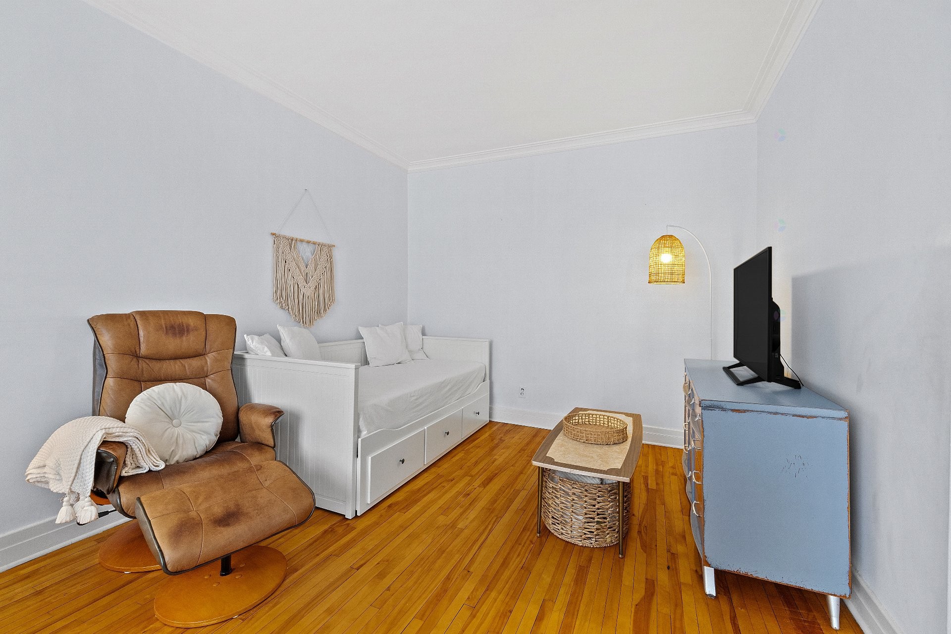 









674

 - 676


5e Avenue

,
Montréal (Lachine),




QC
H8S2W2

