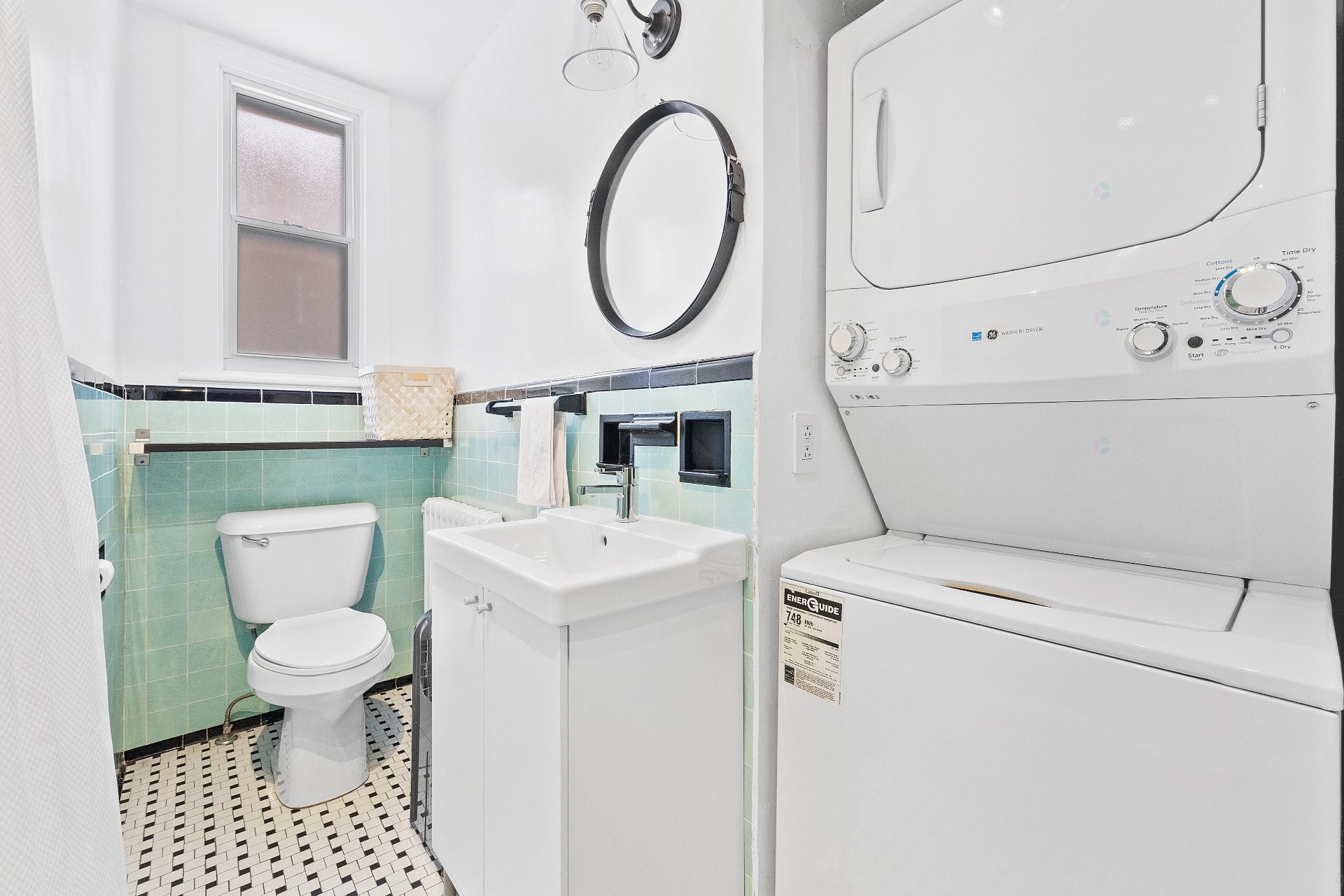 









674

 - 676


5e Avenue

,
Montréal (Lachine),




QC
H8S2W2

