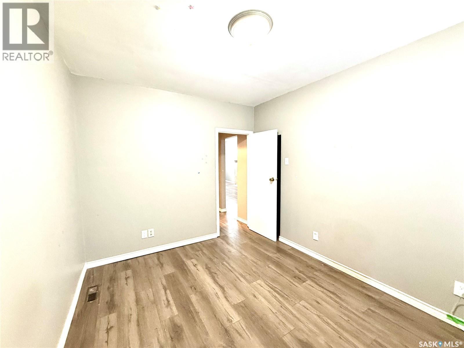 












1128 Garnet STREET

,
Regina,




Saskatchewan
S4T2X8


