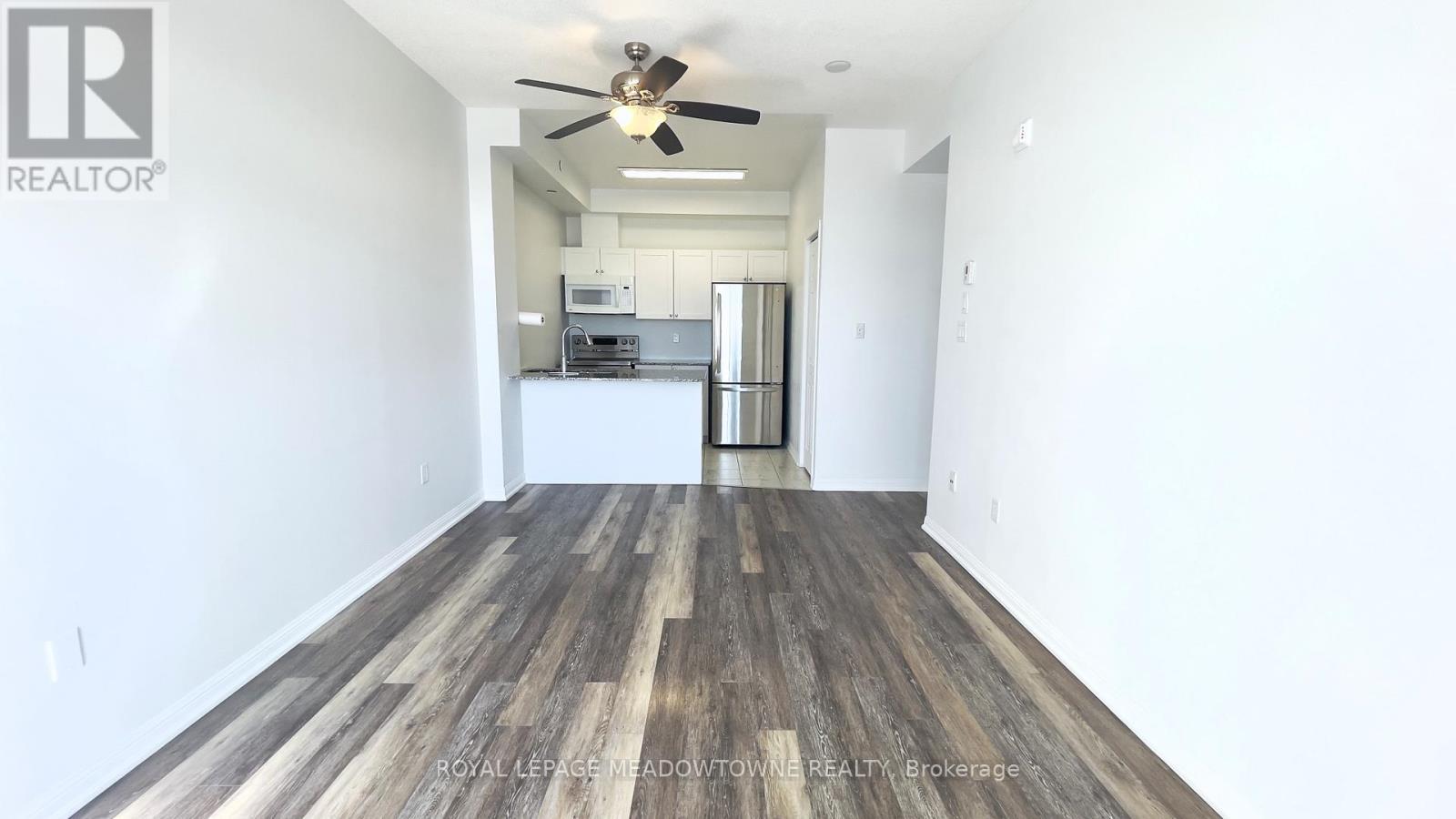 












416 - 84 ASPEN SPRINGS DRIVE

,
Clarington,




Ontario
L1C0V3

