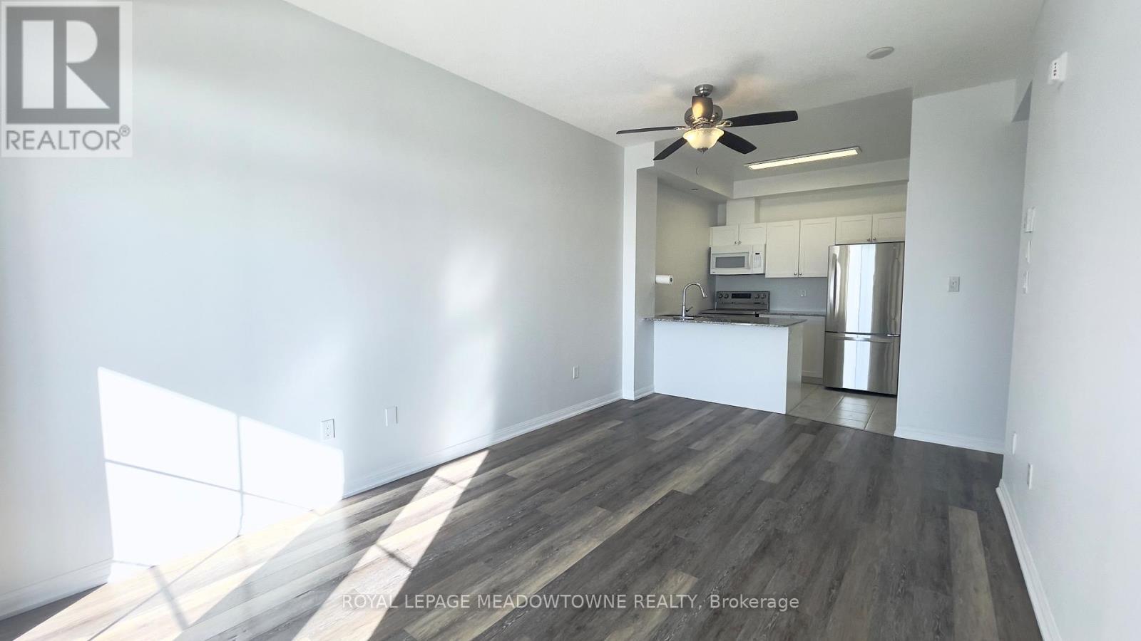 












416 - 84 ASPEN SPRINGS DRIVE

,
Clarington,




Ontario
L1C0V3

