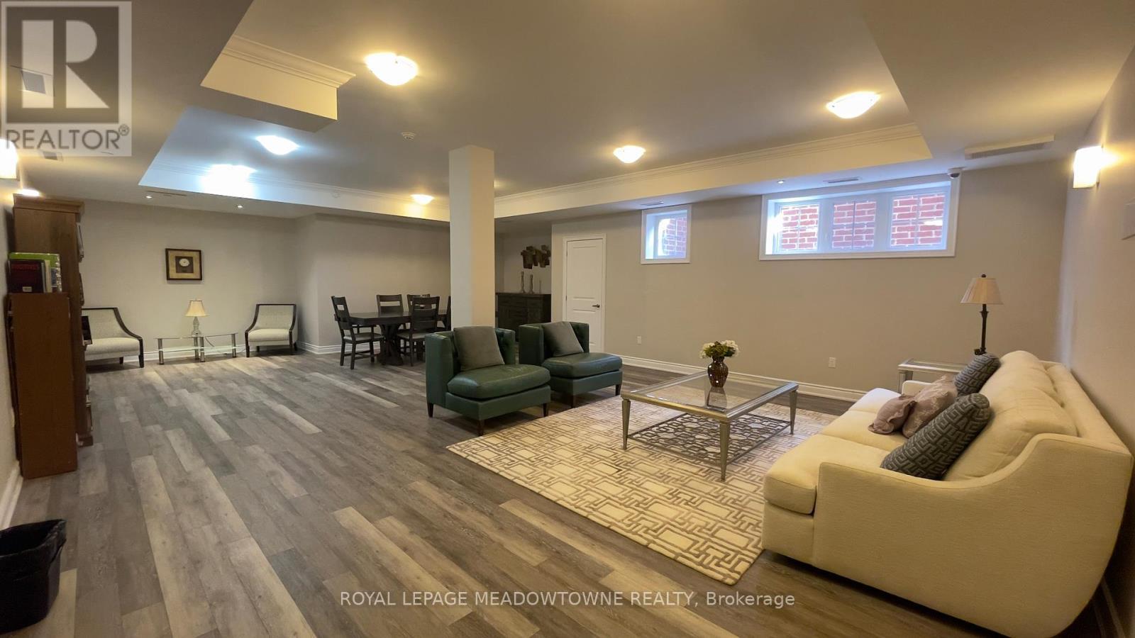 












416 - 84 ASPEN SPRINGS DRIVE

,
Clarington,




Ontario
L1C0V3

