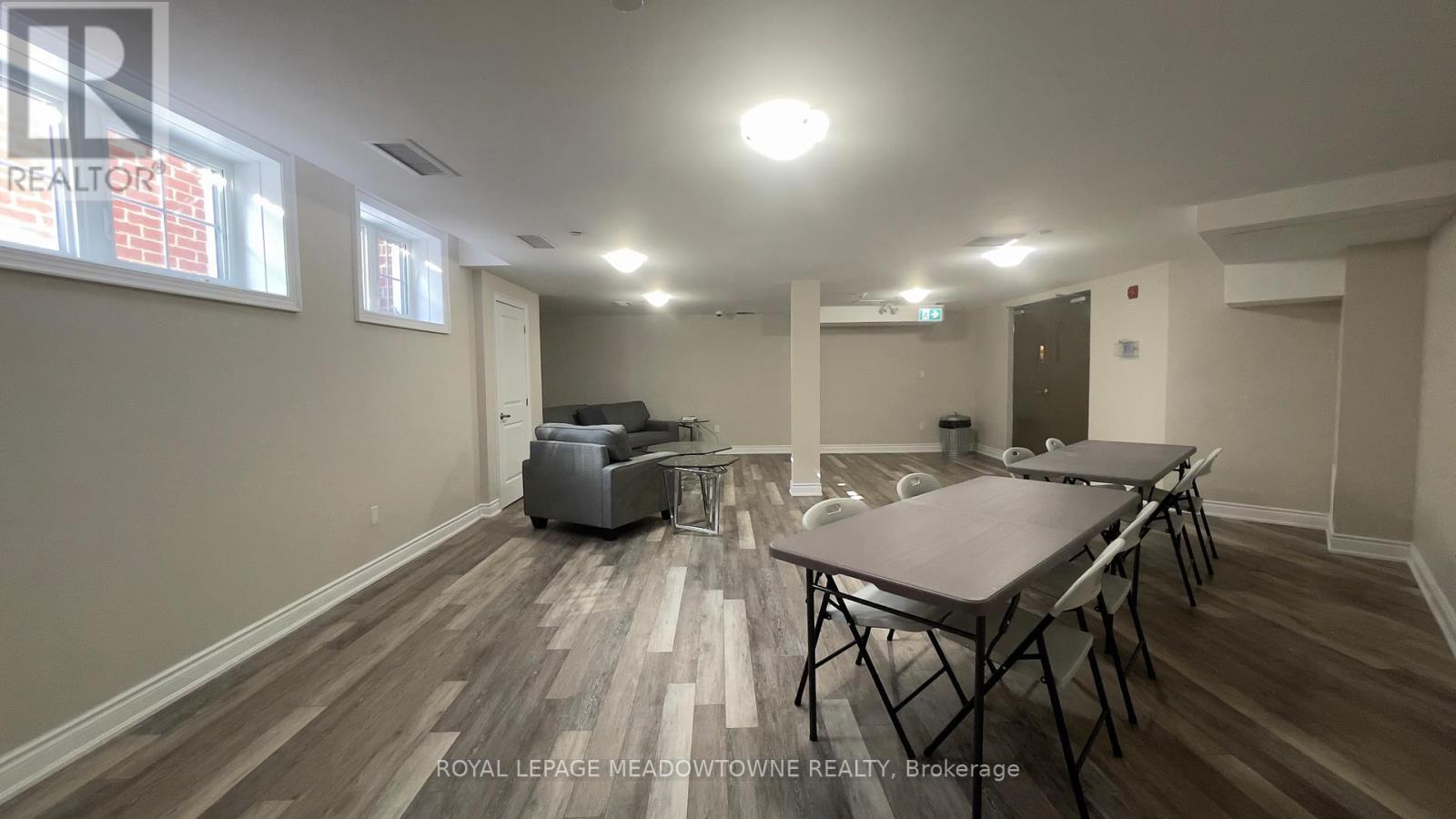 












416 - 84 ASPEN SPRINGS DRIVE

,
Clarington,




Ontario
L1C0V3

