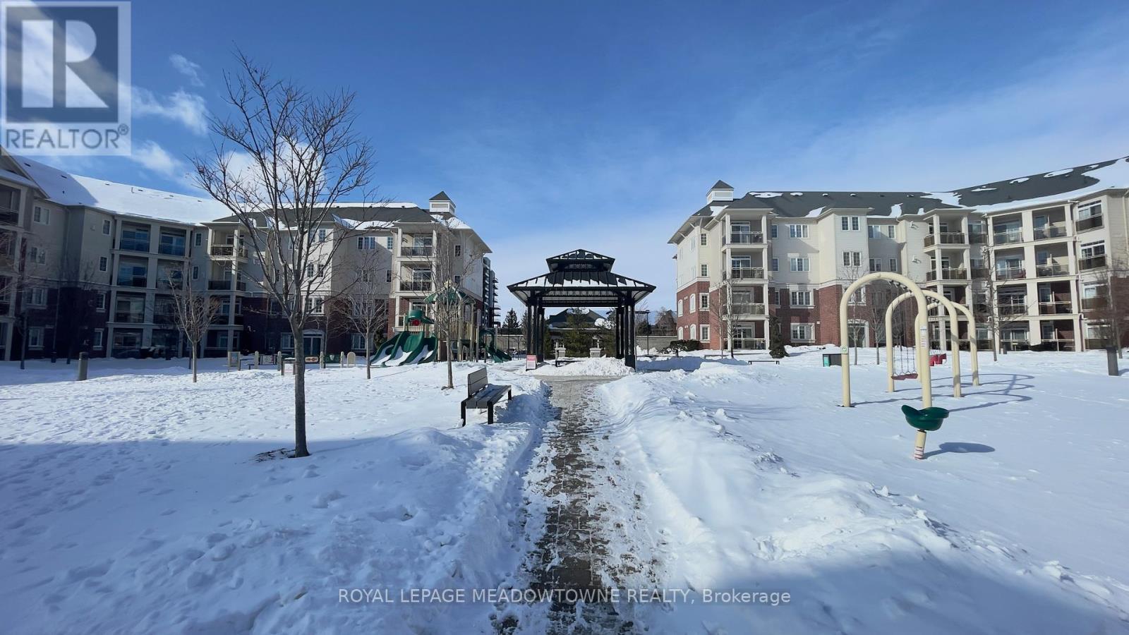 












416 - 84 ASPEN SPRINGS DRIVE

,
Clarington,




Ontario
L1C0V3

