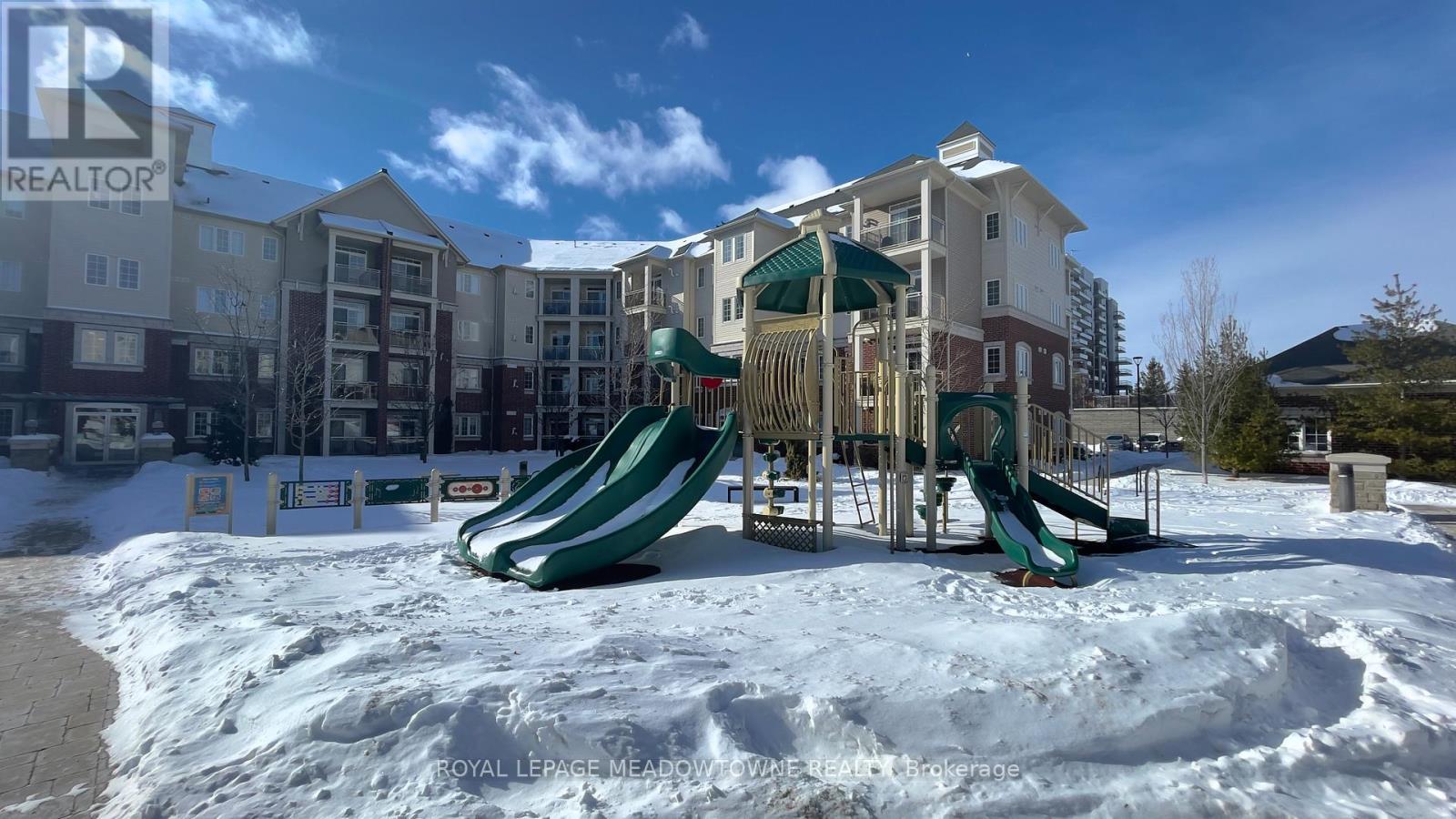 












416 - 84 ASPEN SPRINGS DRIVE

,
Clarington,




Ontario
L1C0V3

