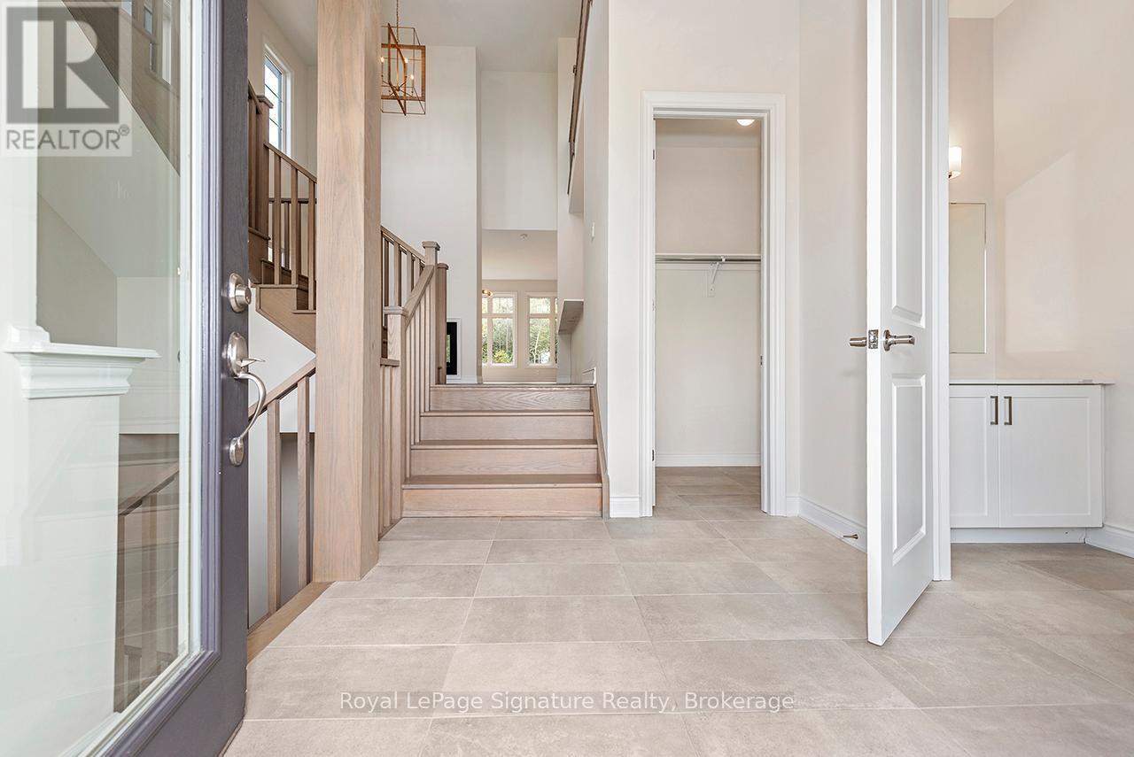 












116 DOROTHY DRIVE

,
Blue Mountains,




Ontario
N0H1J0

