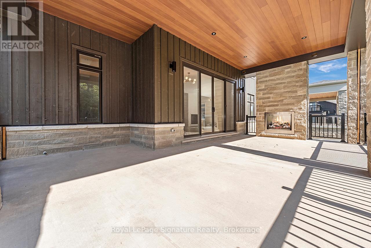 












116 DOROTHY DRIVE

,
Blue Mountains,




Ontario
N0H1J0

