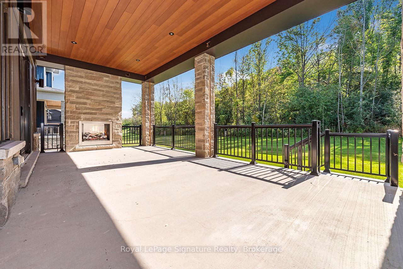 












116 DOROTHY DRIVE

,
Blue Mountains,




Ontario
N0H1J0

