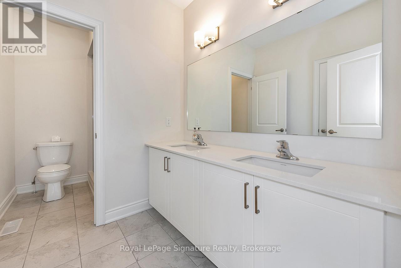 












116 DOROTHY DRIVE

,
Blue Mountains,




Ontario
N0H1J0

