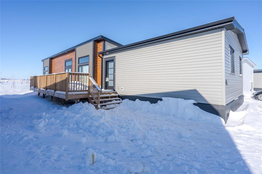 












46 Prairie Oak Drive

,
Mitchell,




Manitoba
R5G2X5

