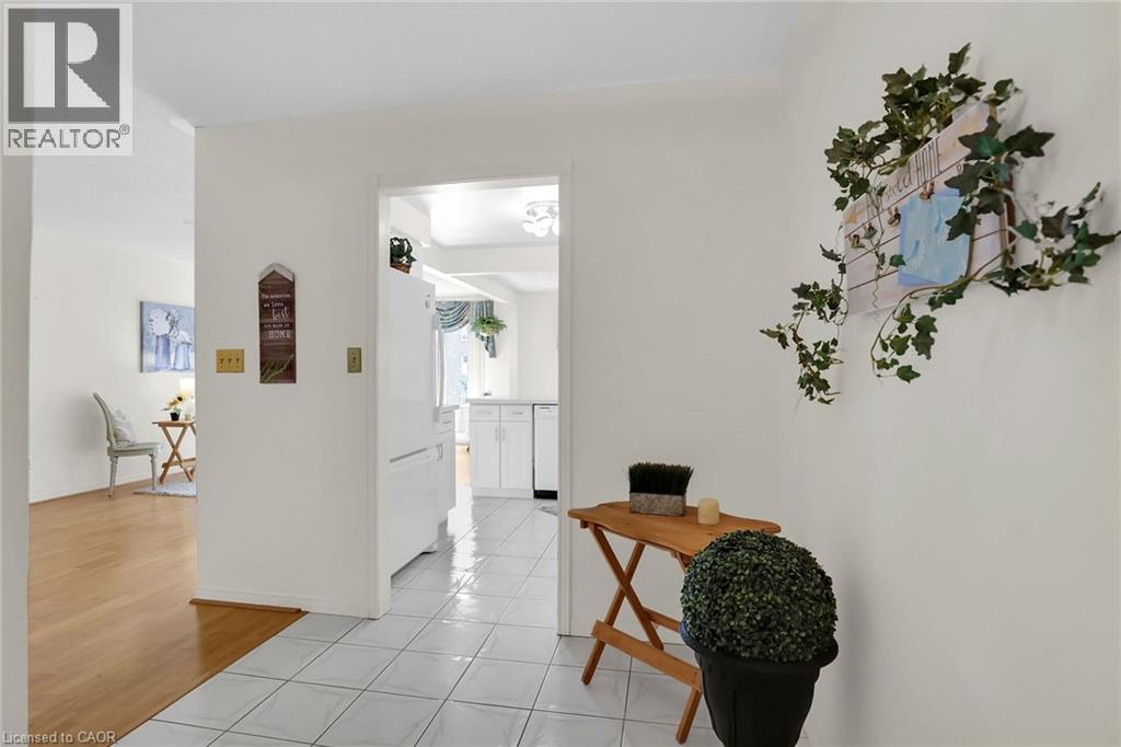 












3050 PINEMEADOW Drive Unit# 16

,
Burlington,




Ontario
L7M3X5

