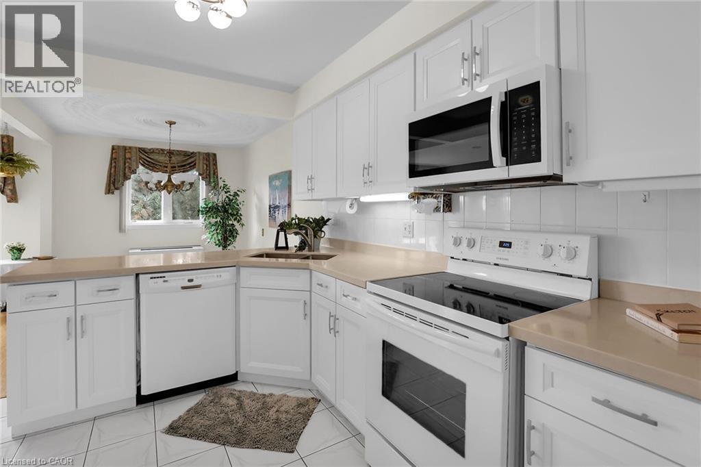 












3050 PINEMEADOW Drive Unit# 16

,
Burlington,




Ontario
L7M3X5

