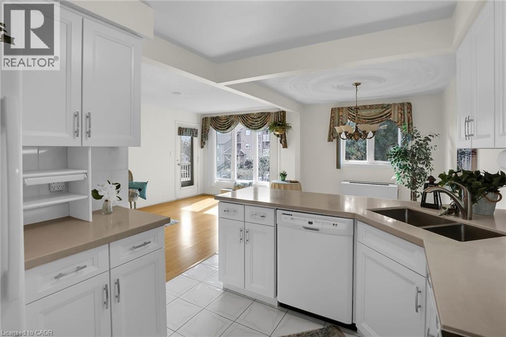 












3050 PINEMEADOW Drive Unit# 16

,
Burlington,




Ontario
L7M3X5

