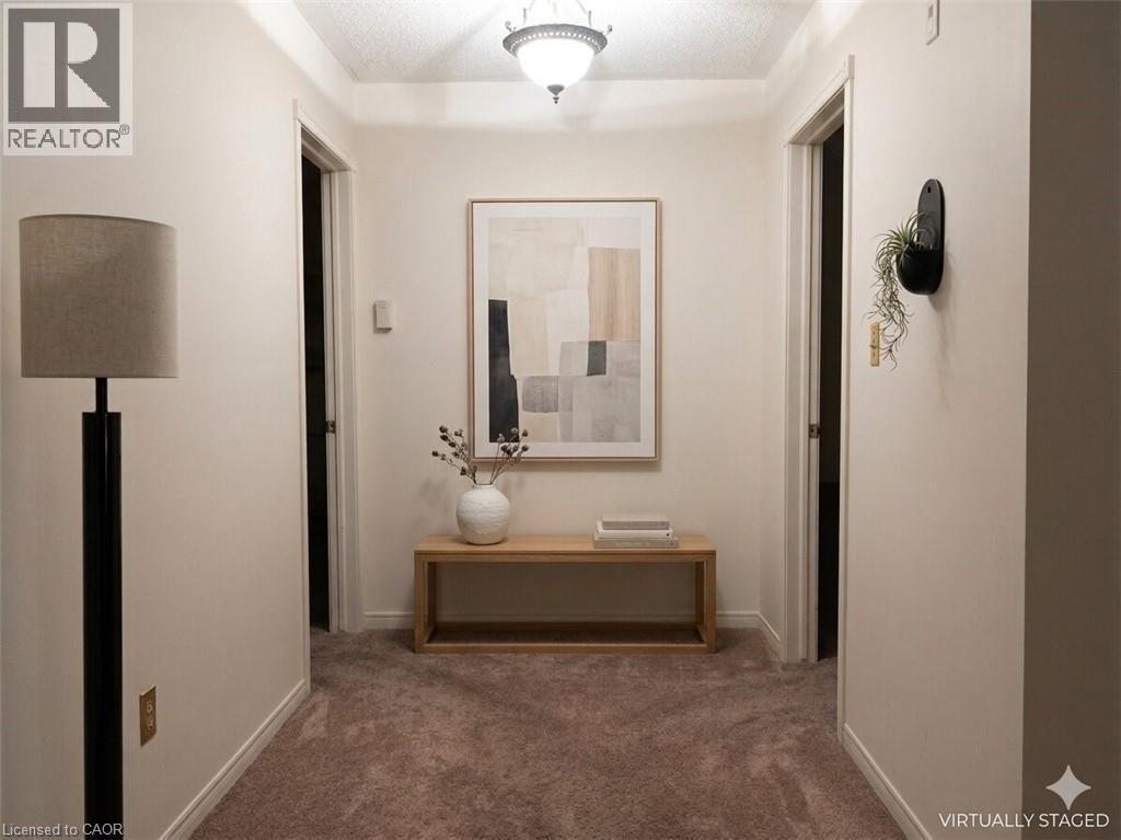 












3050 PINEMEADOW Drive Unit# 16

,
Burlington,




Ontario
L7M3X5

