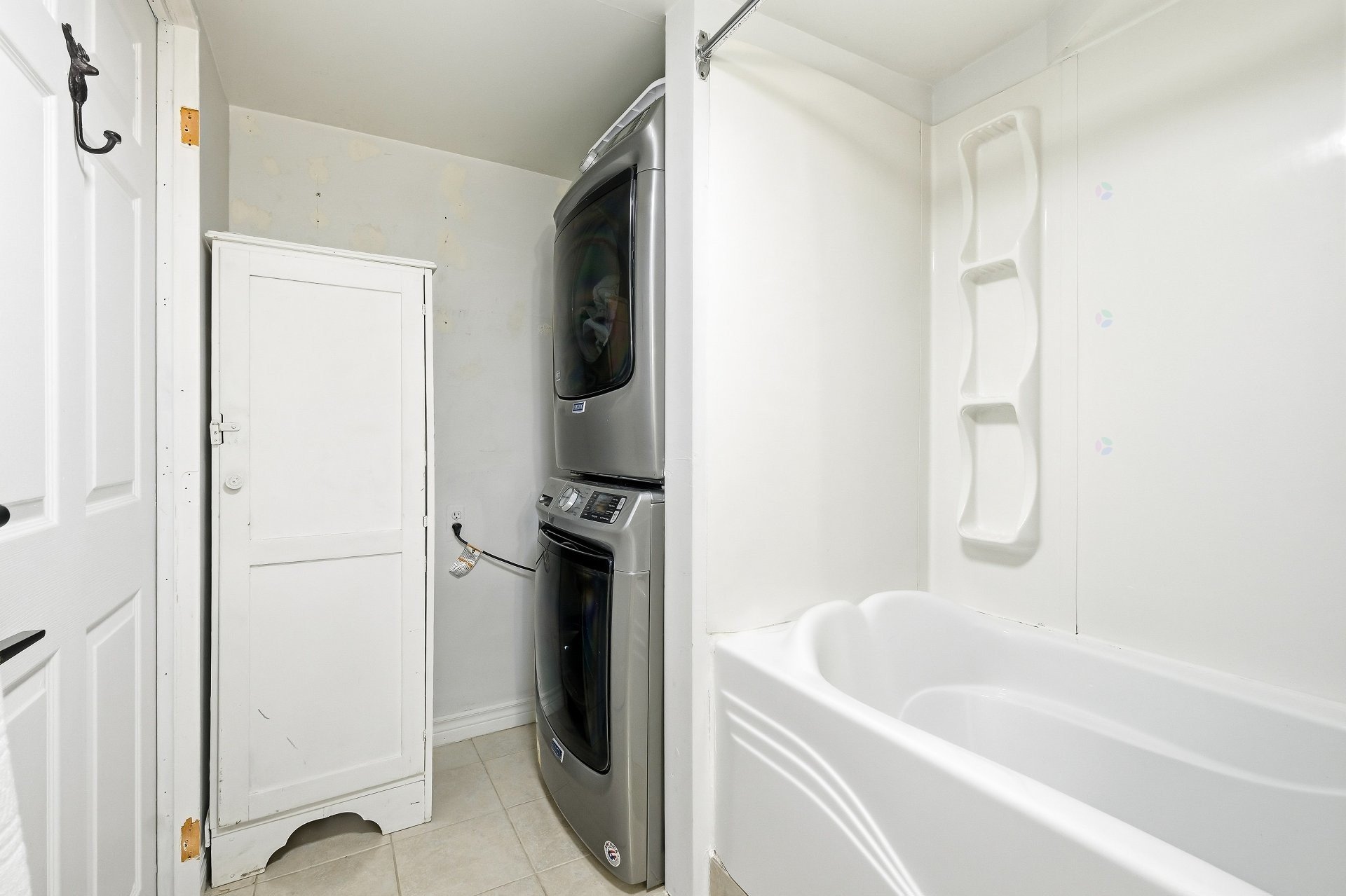 









1312


Rue Verreault

,
Marieville,




QC
J3M1B5

