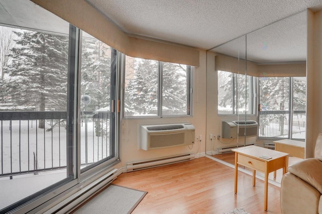 









50


Rue Dussault

, 104,
Gatineau (Hull),




QC
J8X4G2

