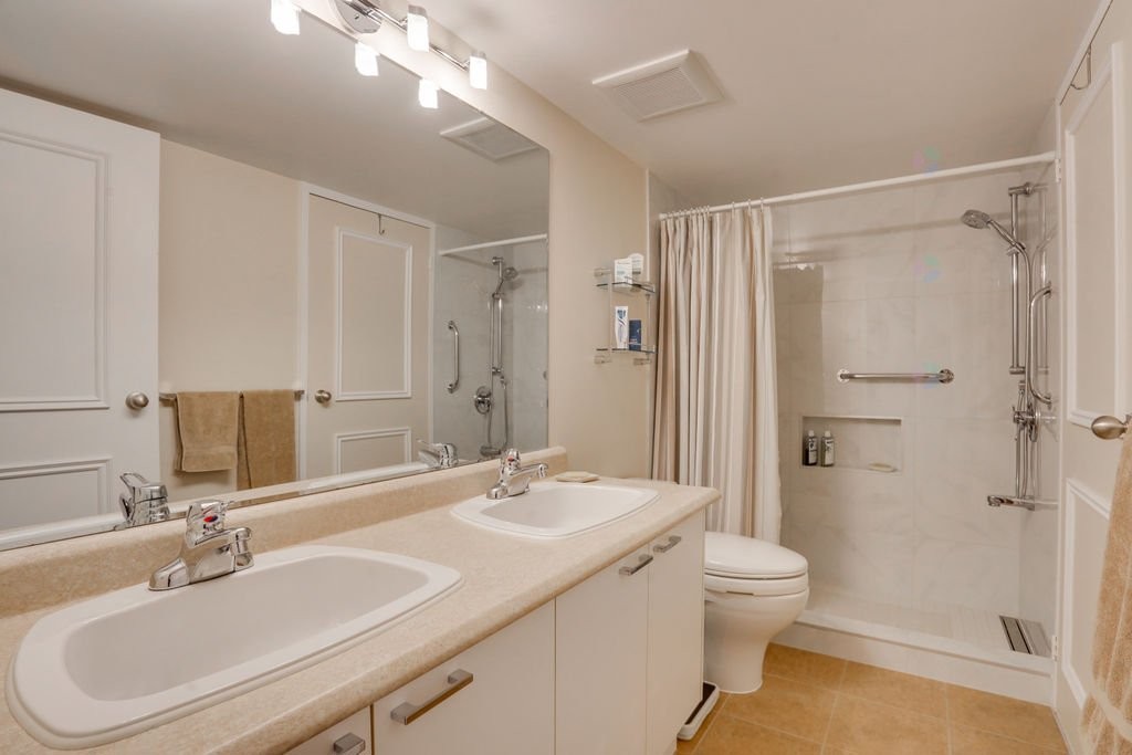 









50


Rue Dussault

, 104,
Gatineau (Hull),




QC
J8X4G2

