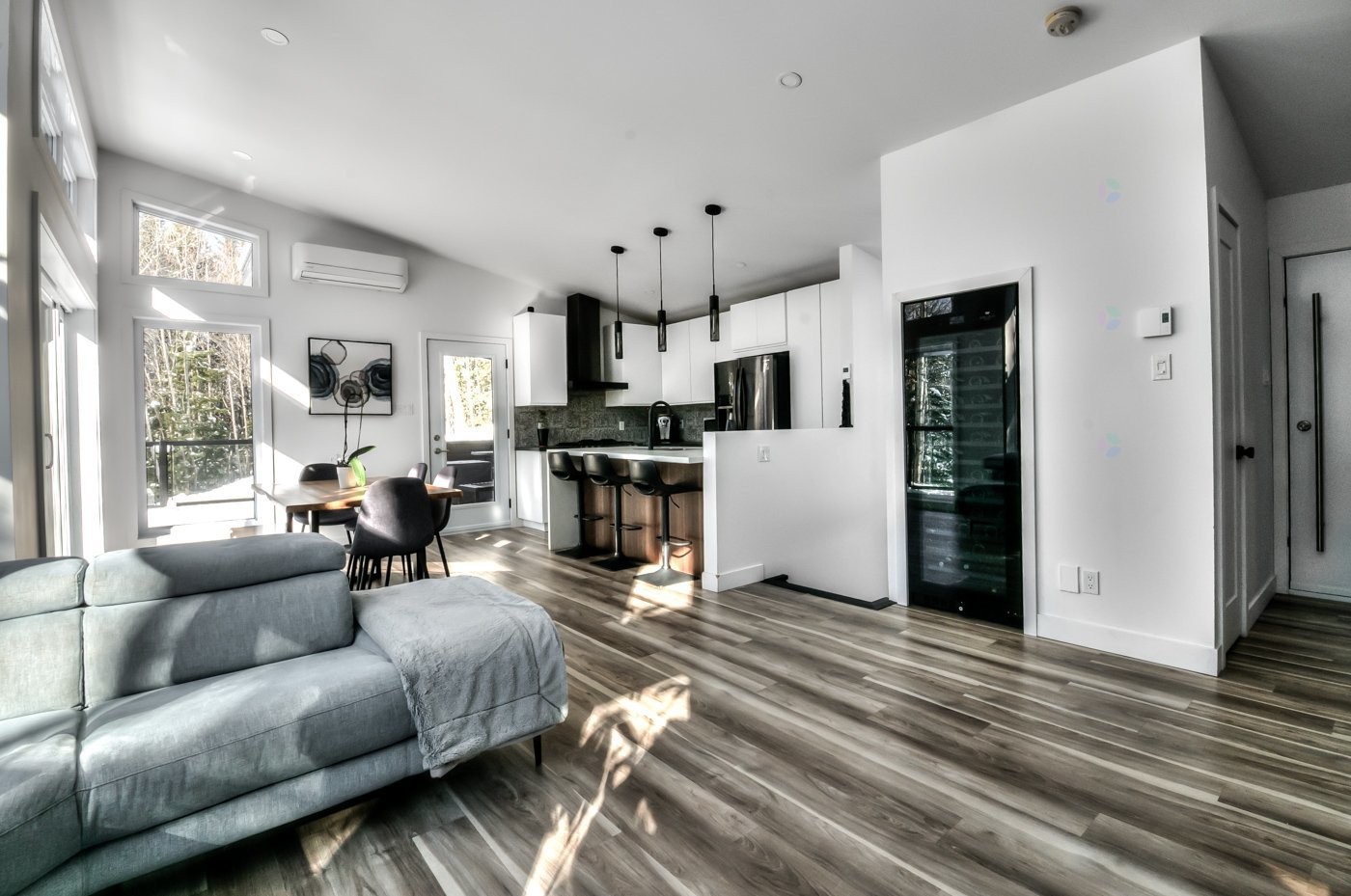 









10


Ch. de la Paix

,
Saint-Michel-des-Saints,




QC
J0K3B0

