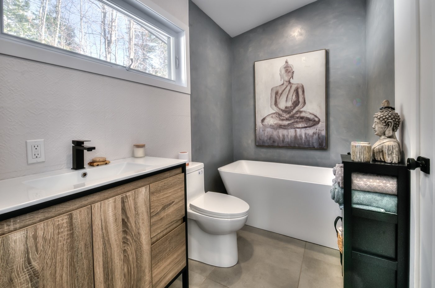 









10


Ch. de la Paix

,
Saint-Michel-des-Saints,




QC
J0K3B0

