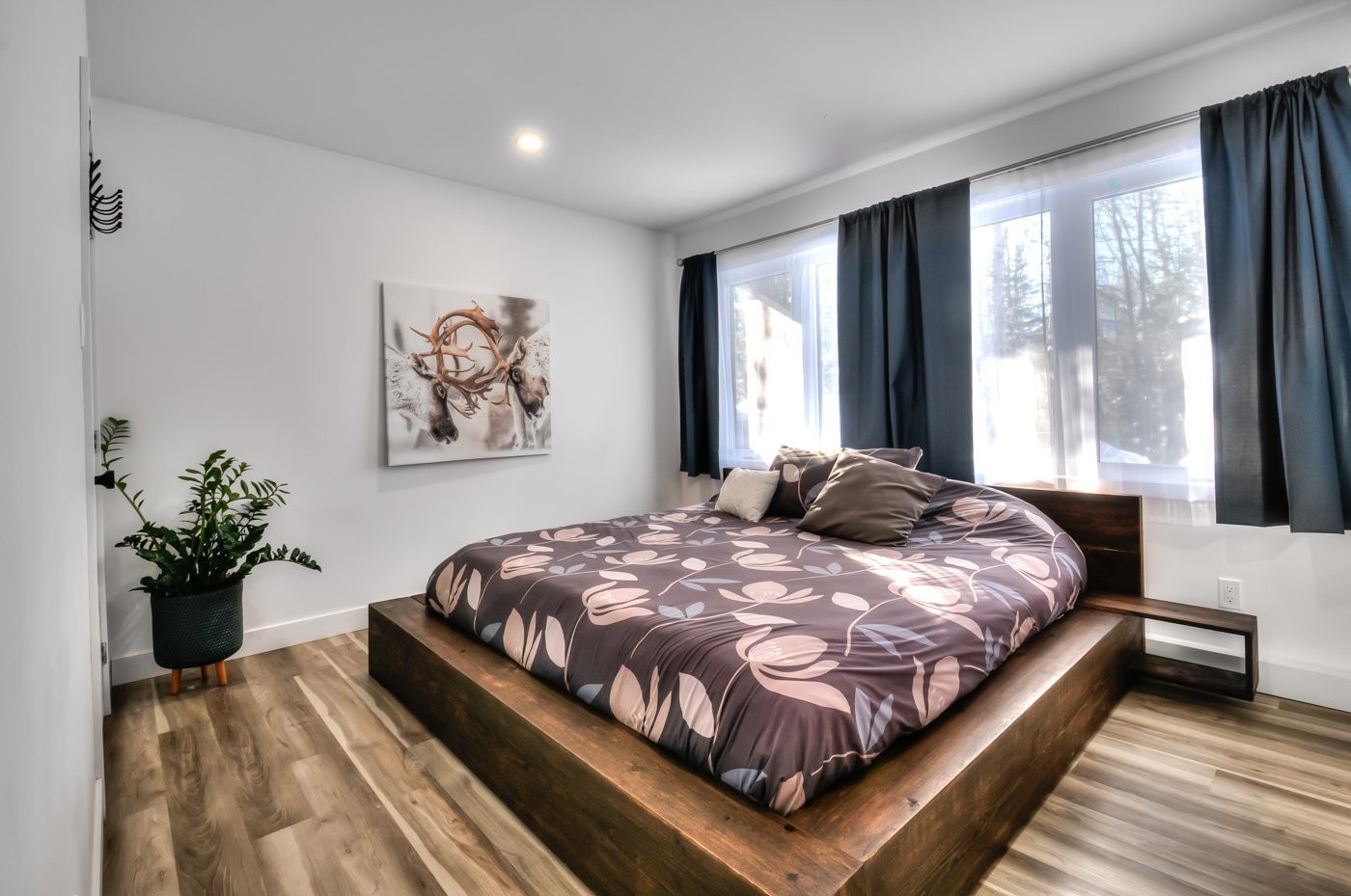 









10


Ch. de la Paix

,
Saint-Michel-des-Saints,




QC
J0K3B0

