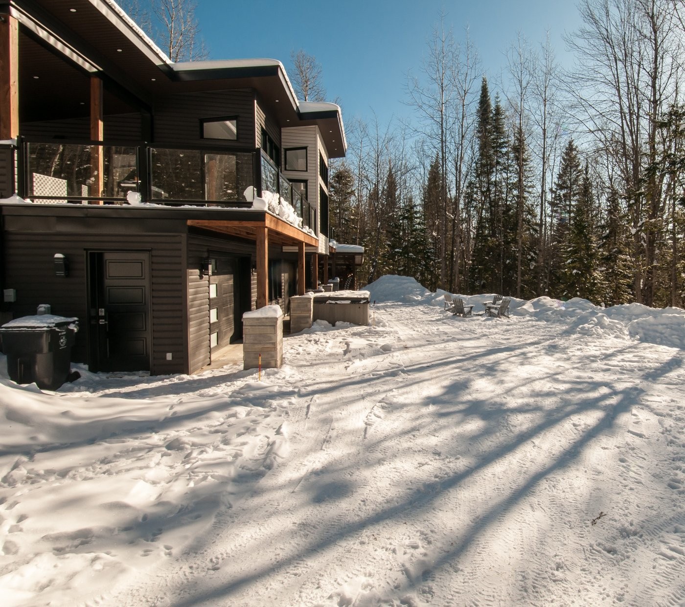 









10


Ch. de la Paix

,
Saint-Michel-des-Saints,




QC
J0K3B0

